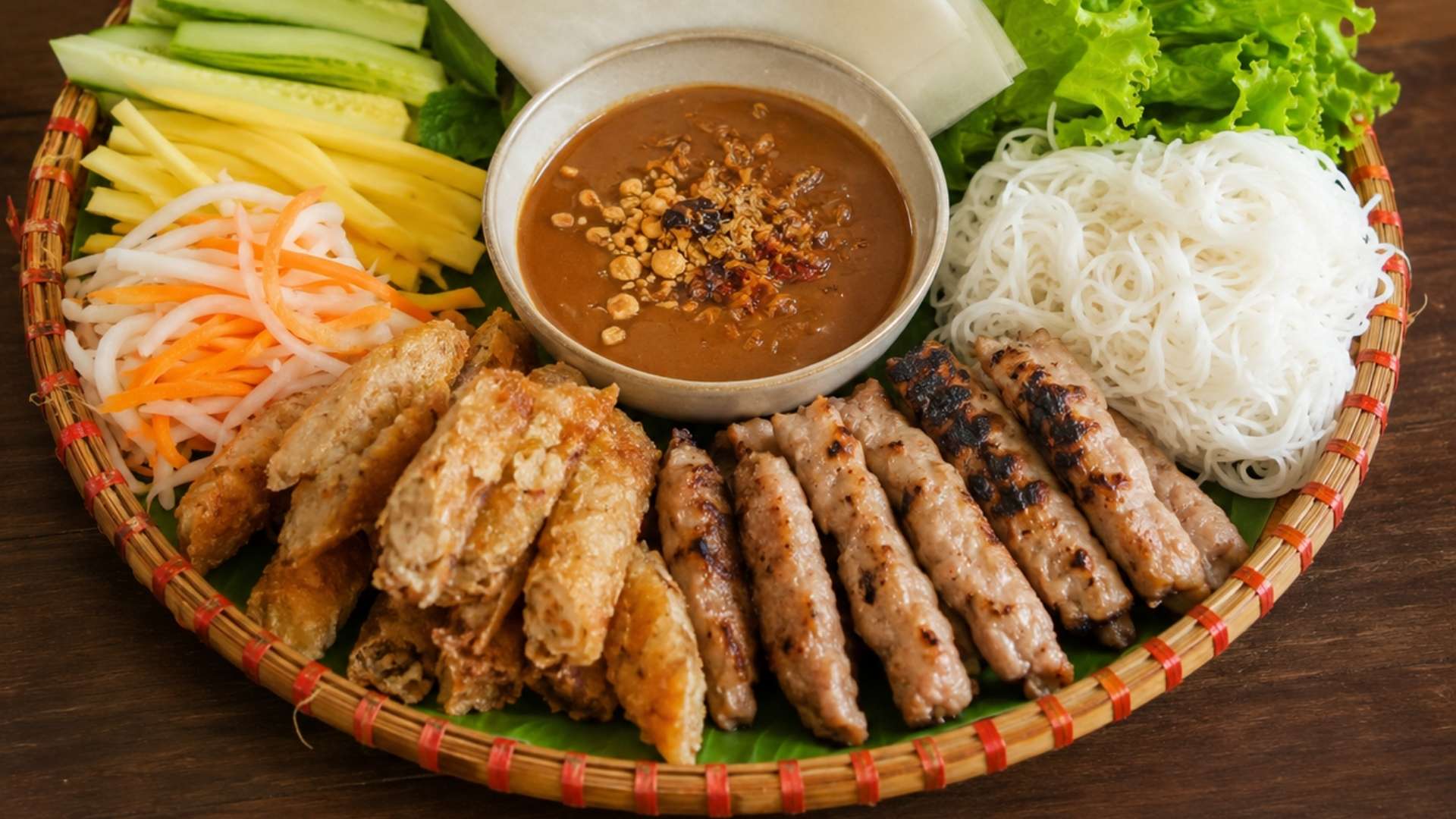 Nem Nuong Nha Trang (Grilled Pork Spring Rolls)