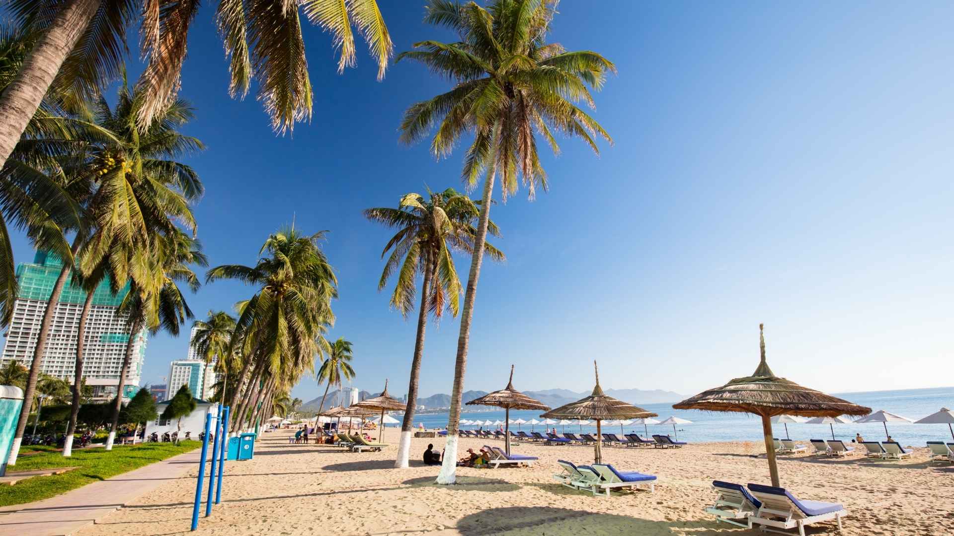 Tran Phu Beach (nha trang main beach)