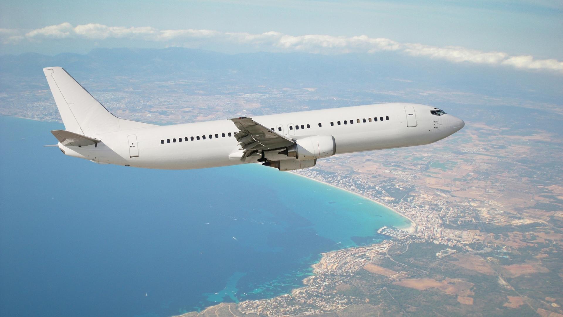 how to get to nha trang by plane