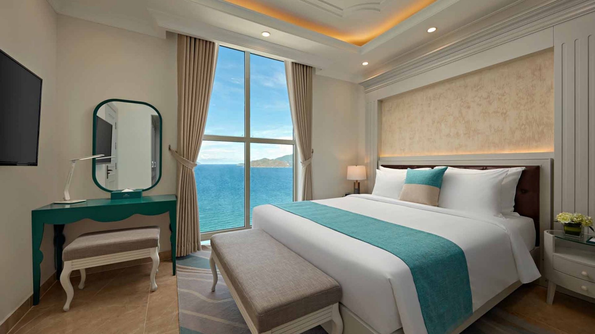 family suite in mercure nha trang beach