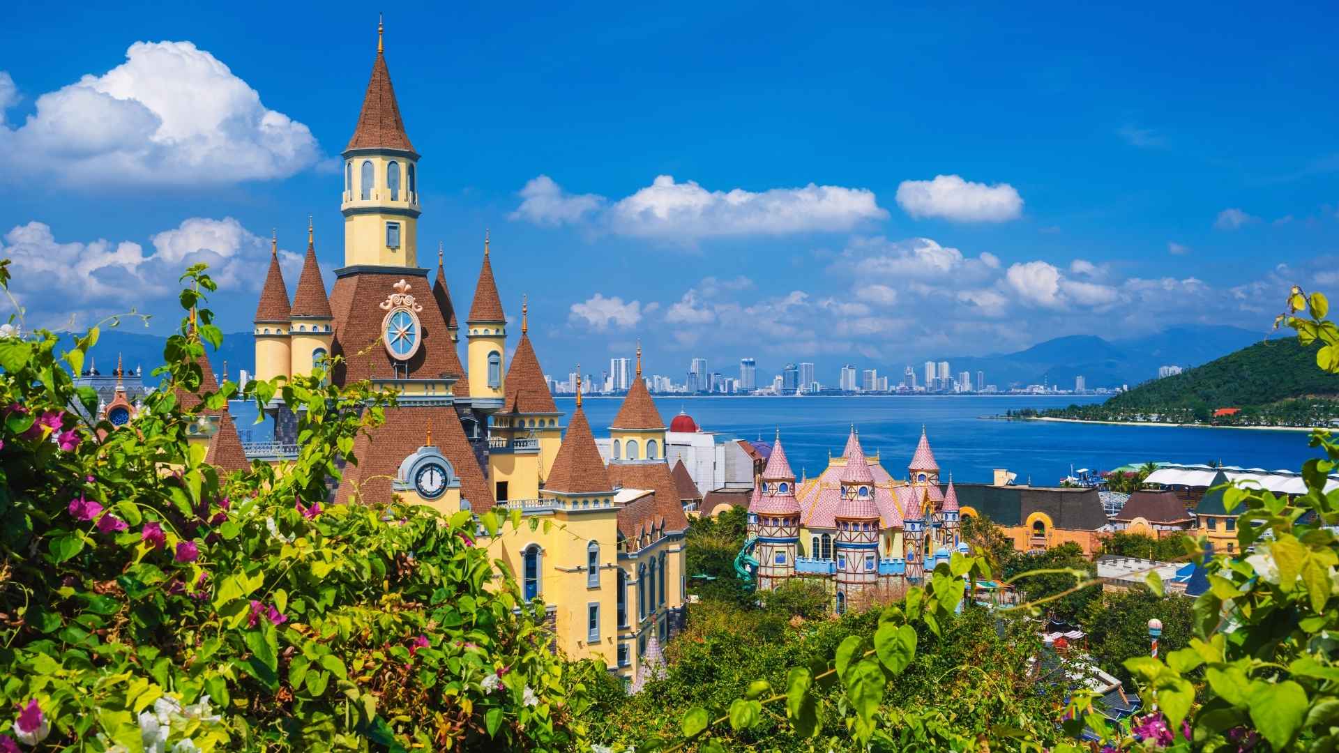 VinWonders Nha Trang trong dịp Quốc khánh Việt Nam tại Nha Trang