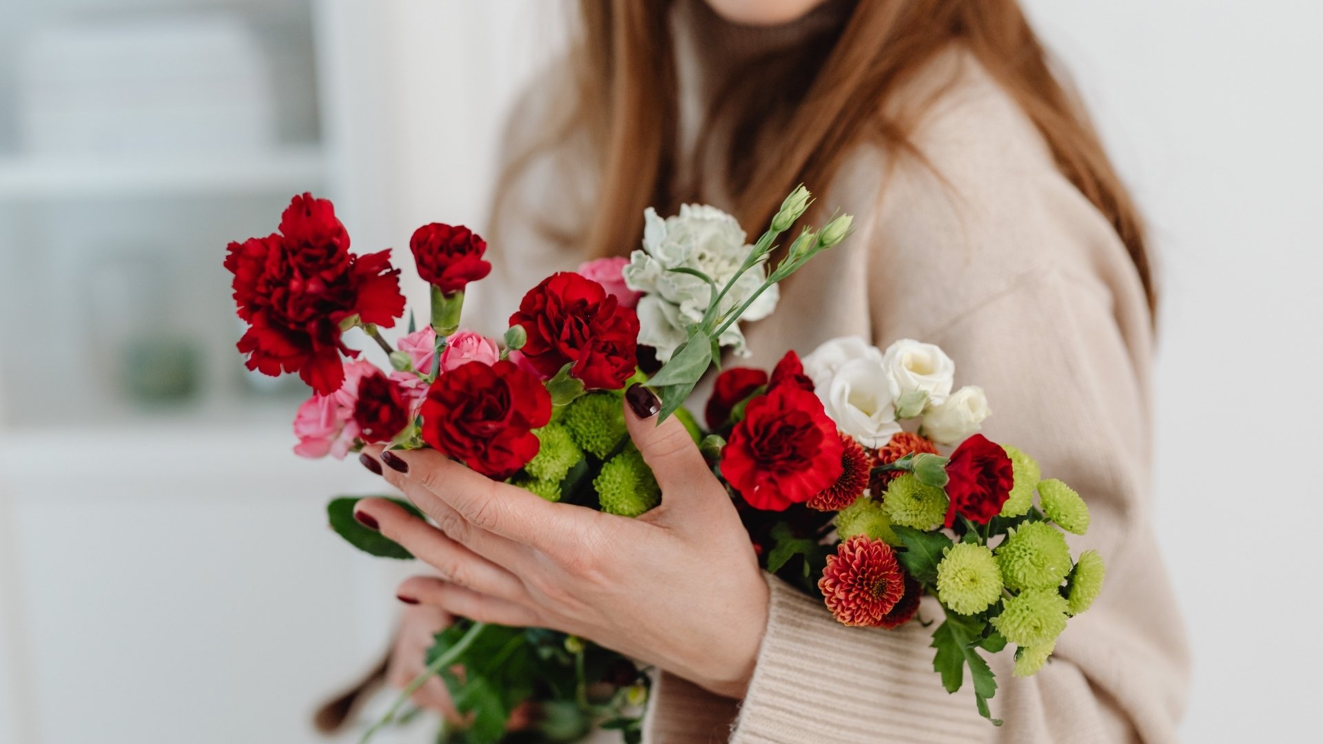 Hoa tươi là món quà truyền thống phổ biến nhất vào ngày 20/10 tại Việt Nam